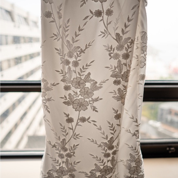 House of CB ISABELLE - Picture 2 of 13